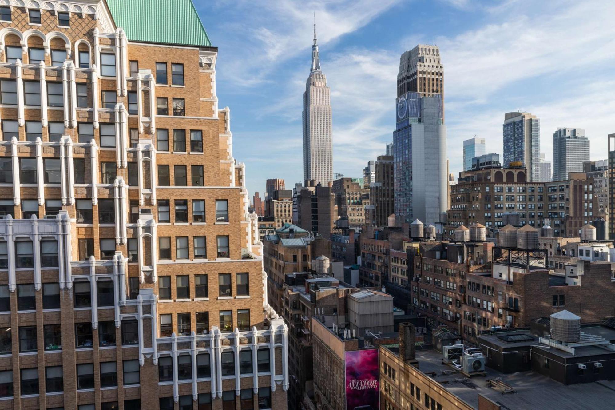Doubletree By Hilton New York Times Square South Otel Dış mekan fotoğraf